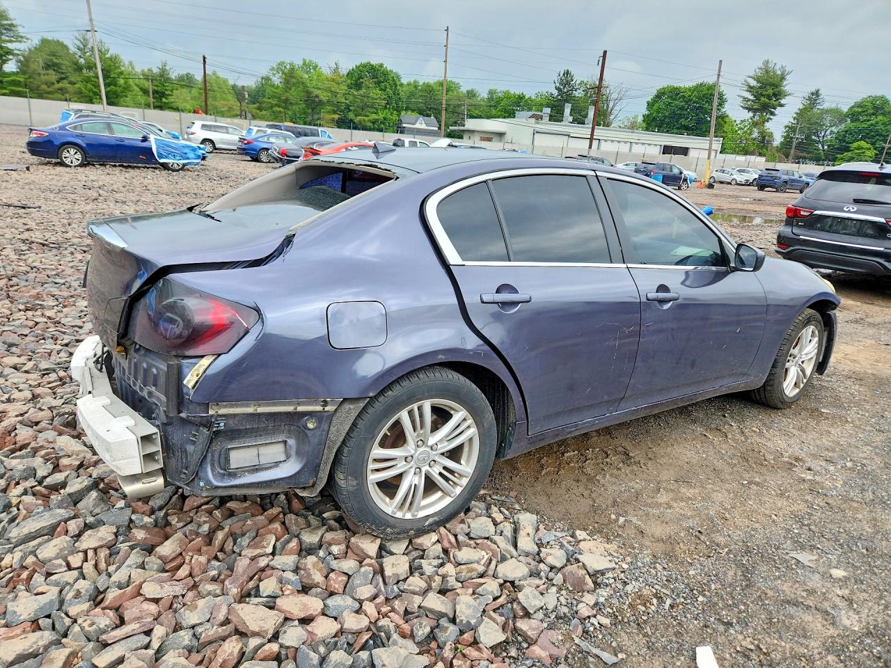 INFINITI G25 X