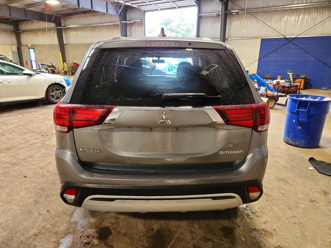 Mitsubishi Outlander Es