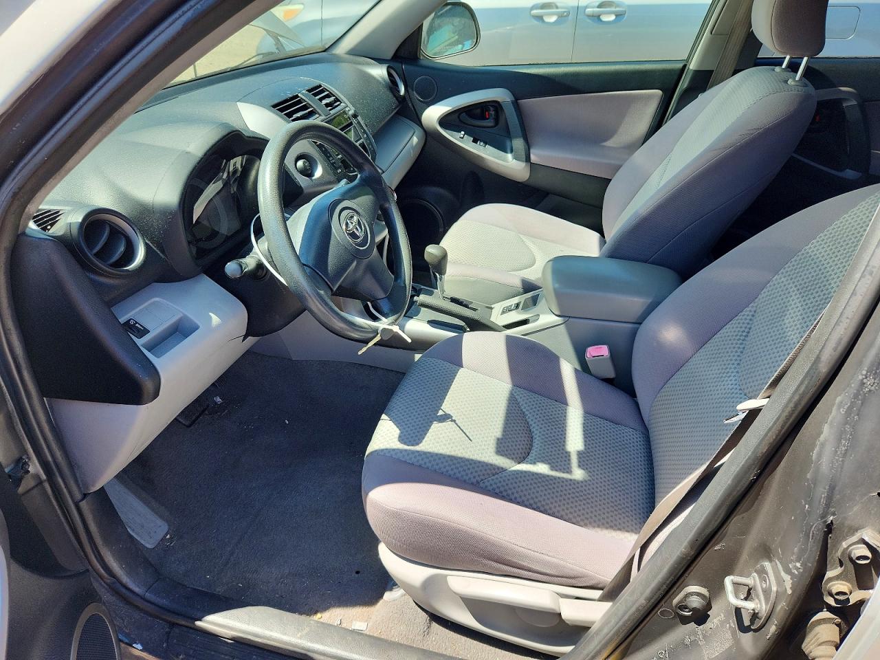 Toyota RAV4 Base