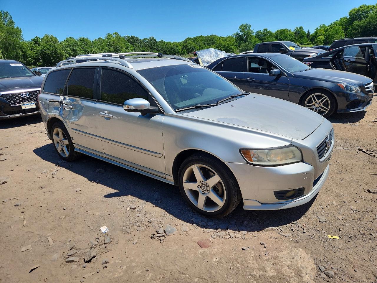 Volvo V50 T5