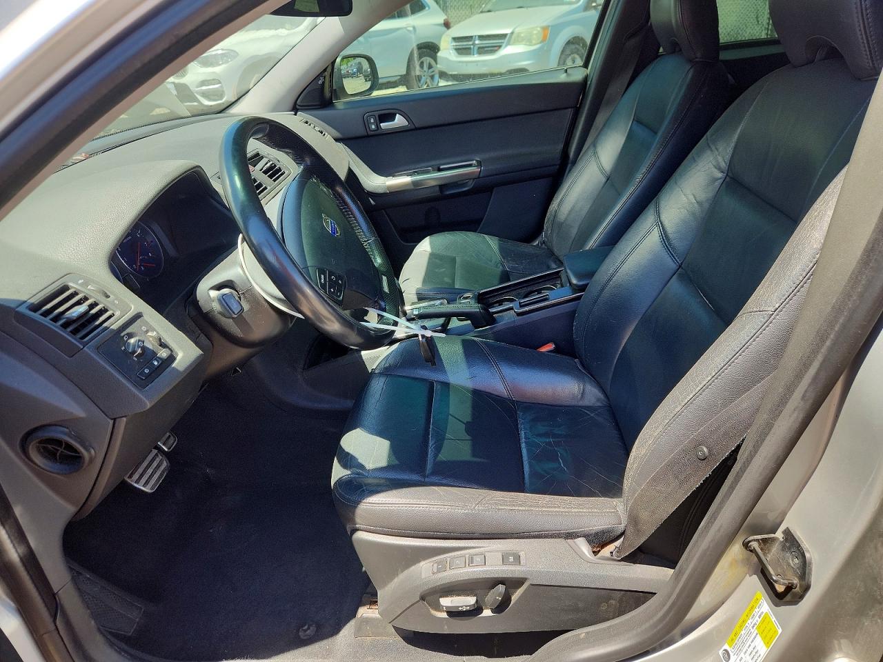 Volvo V50 T5