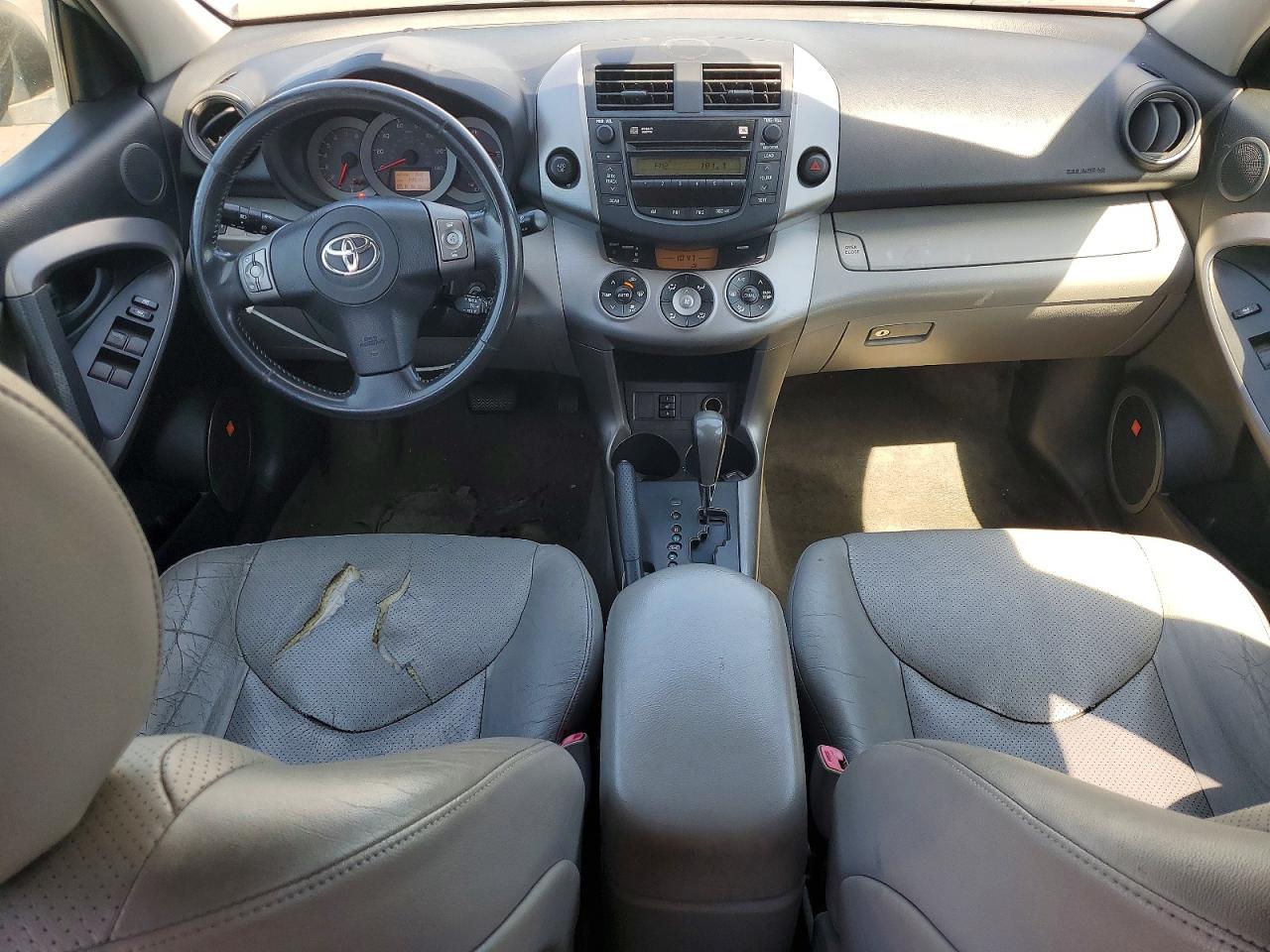 Toyota RAV4 Limited