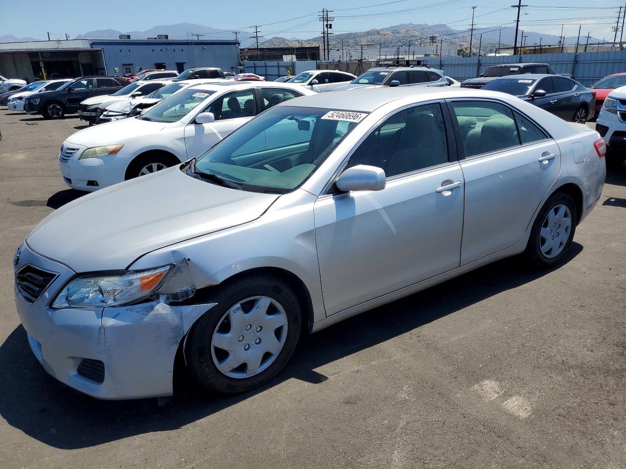 Salvage Toyota Camry Image