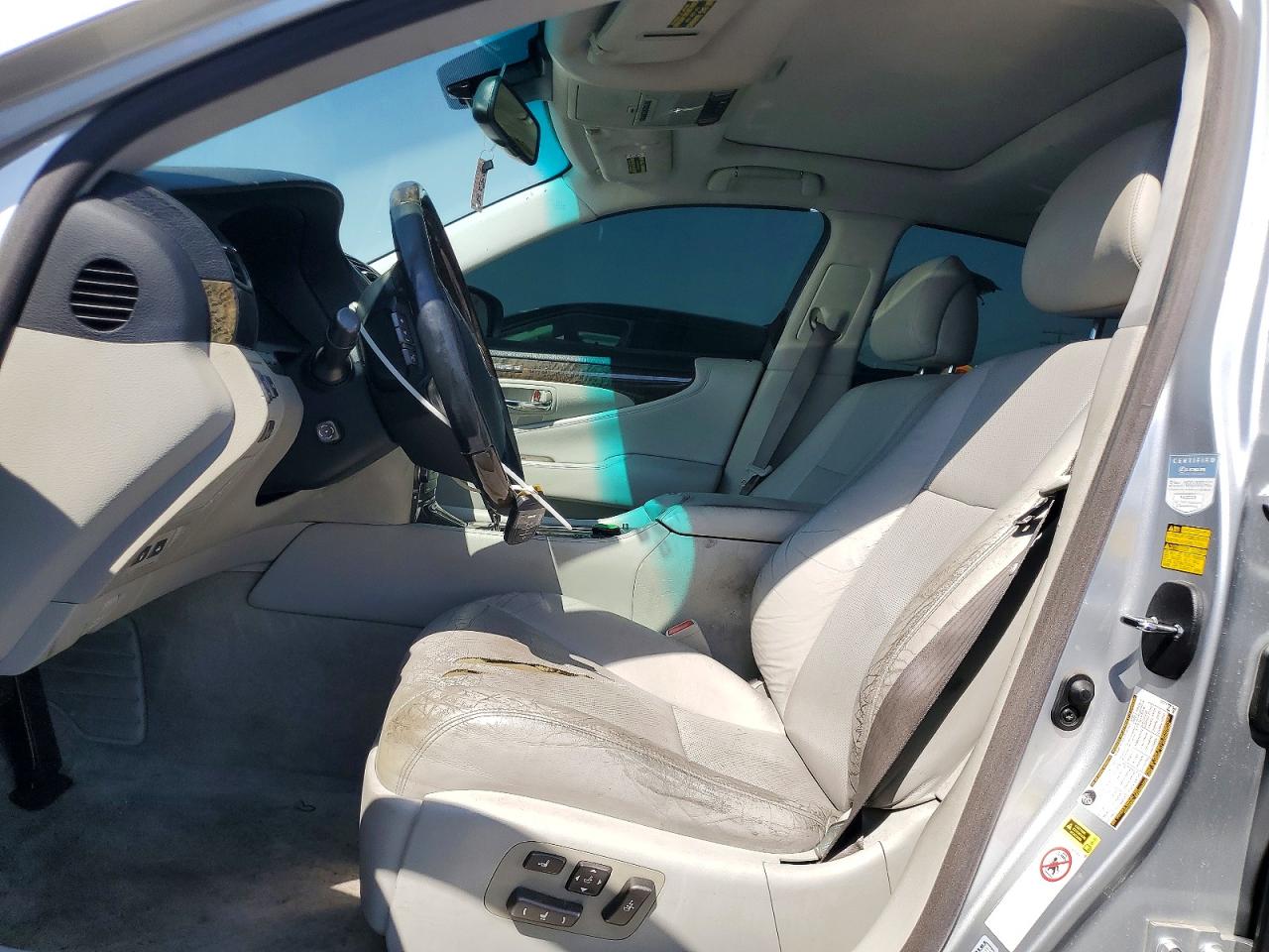 Lexus LS 460