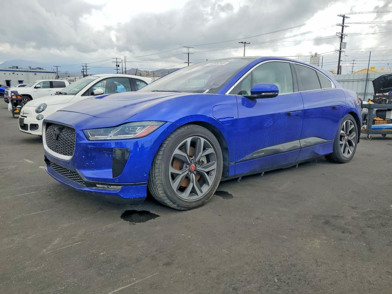 Salvage Jaguar I-PACE Image