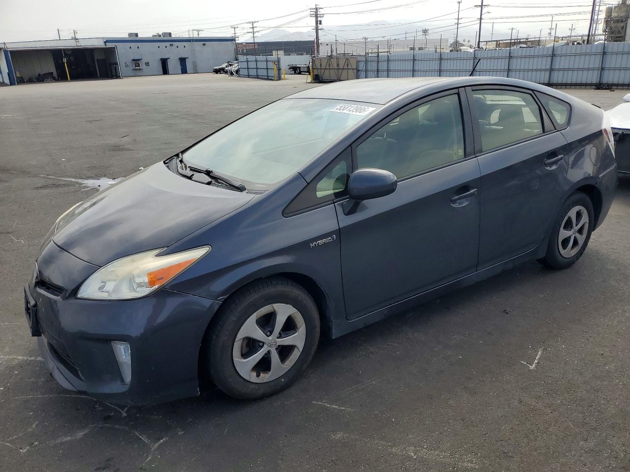 Salvage Toyota Prius Image