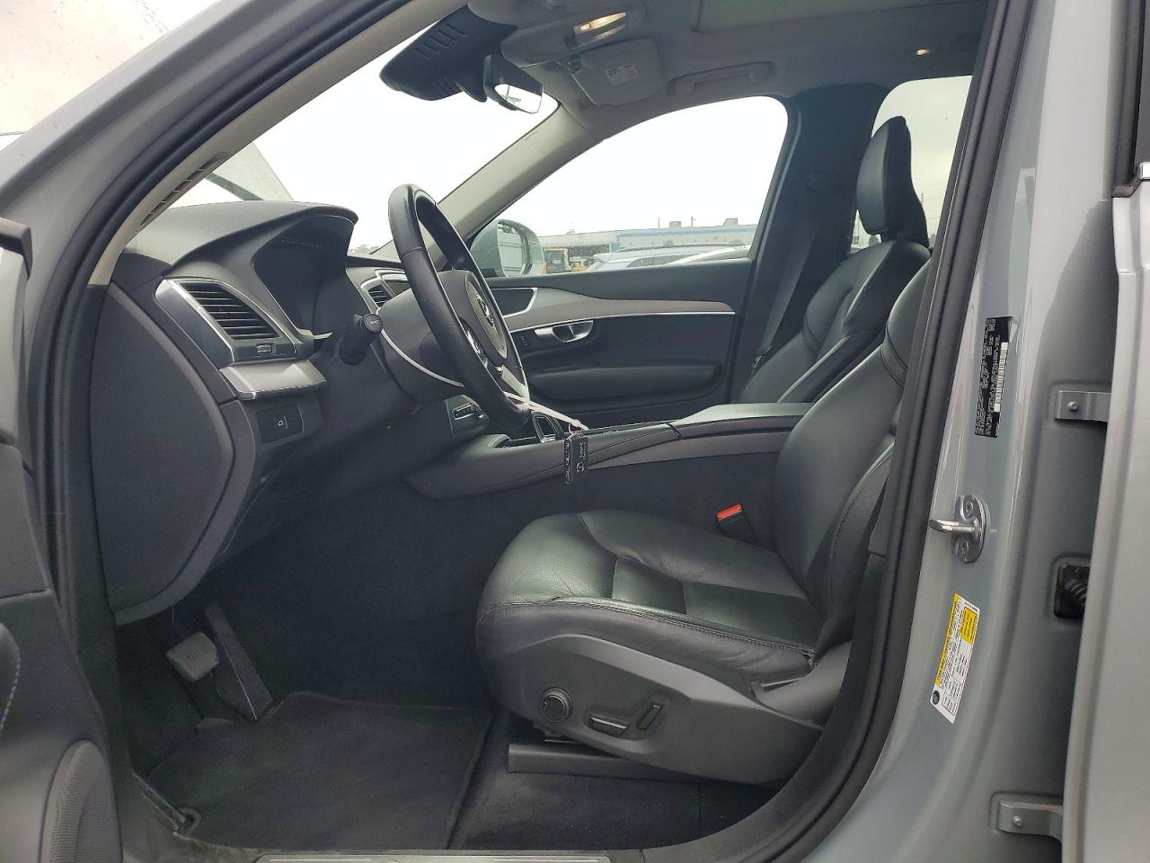 Volvo XC90 Core