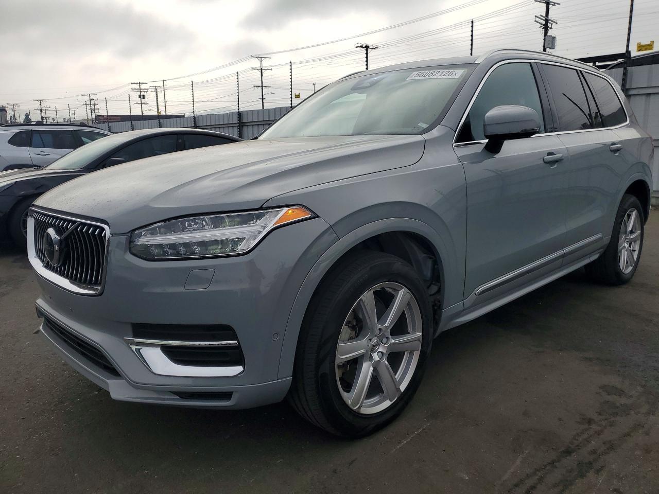 Salvage Volvo XC90 Image