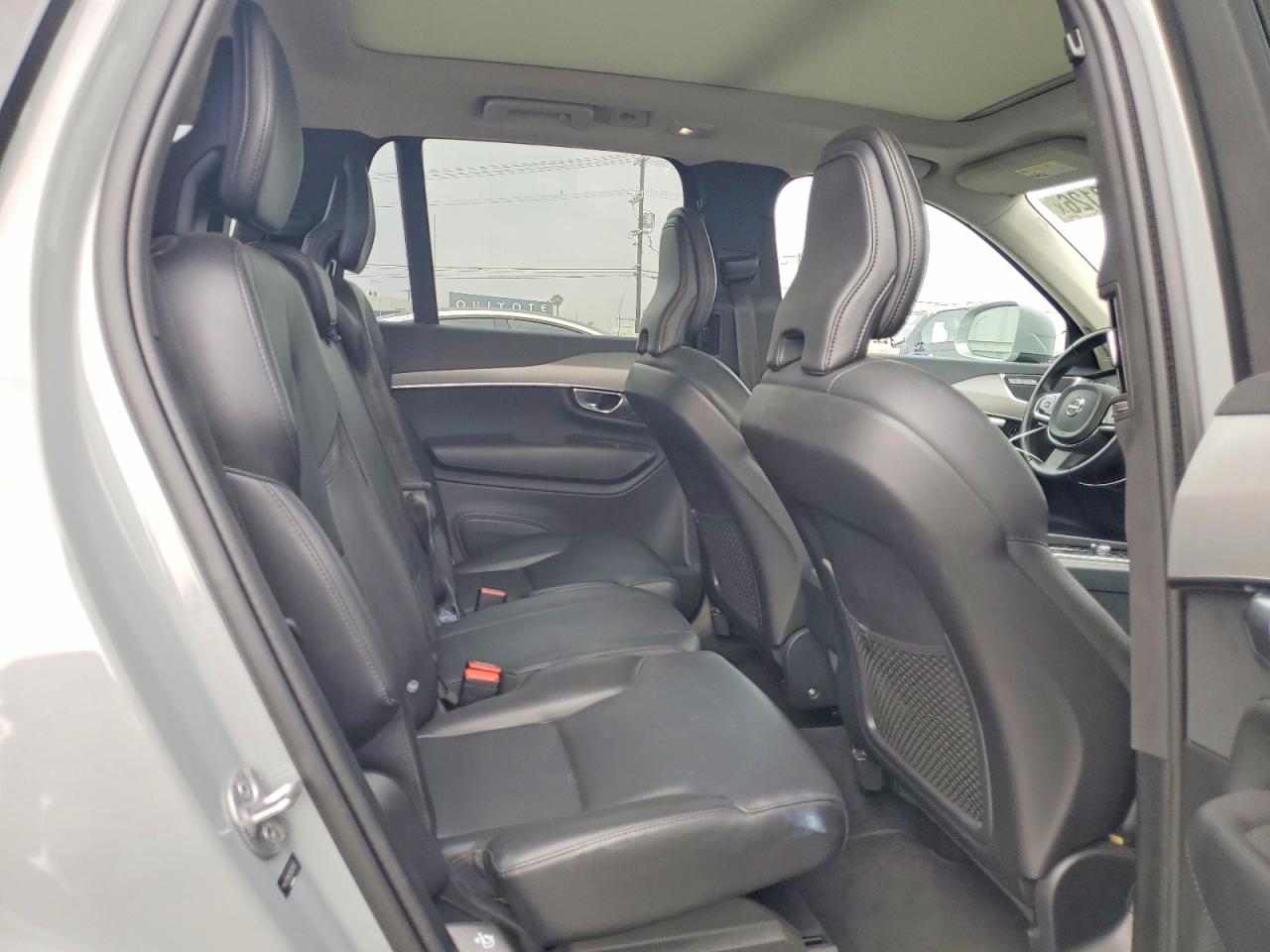 Volvo XC90 Core