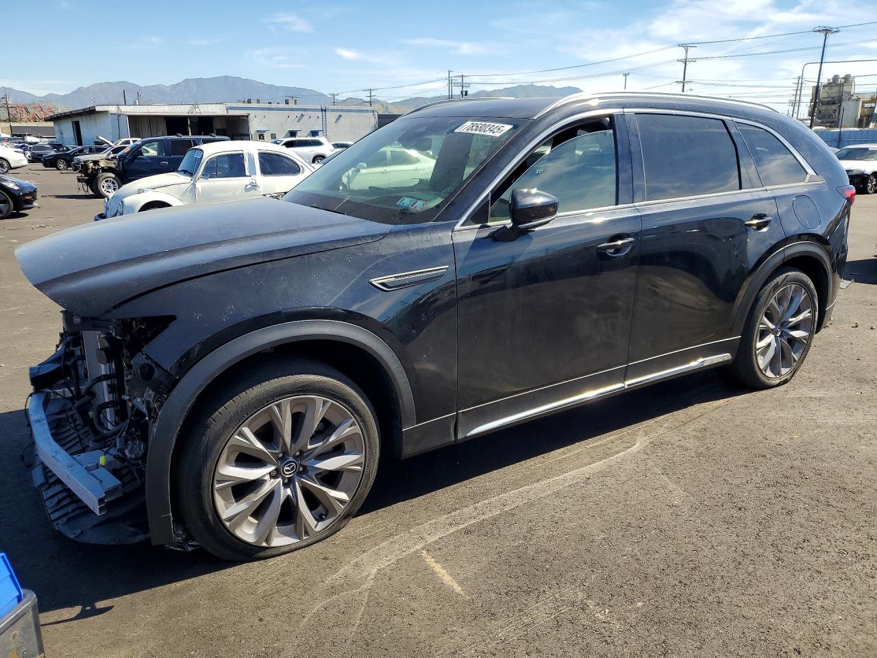 Salvage Mazda Cx Image