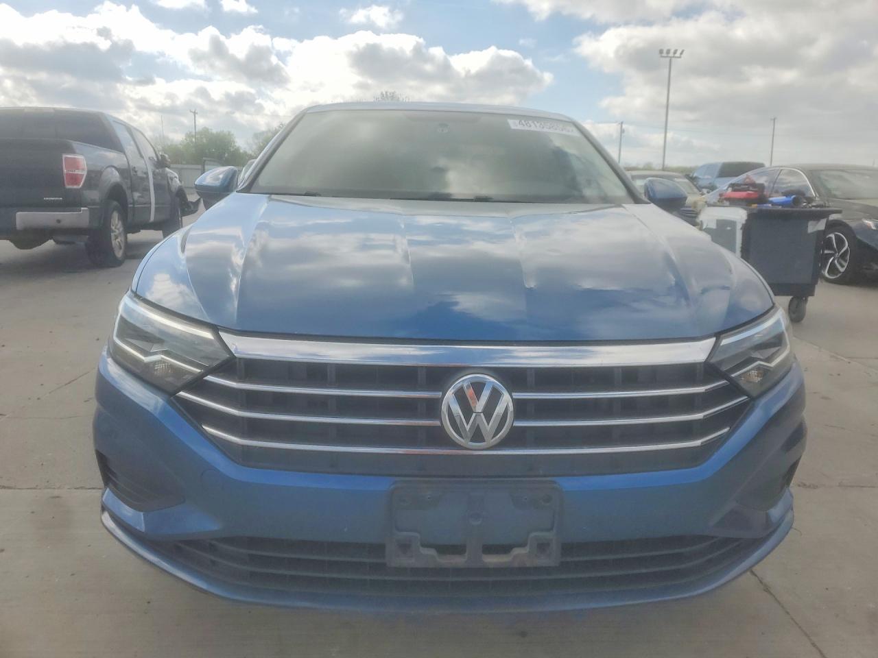 Volkswagen Jetta S