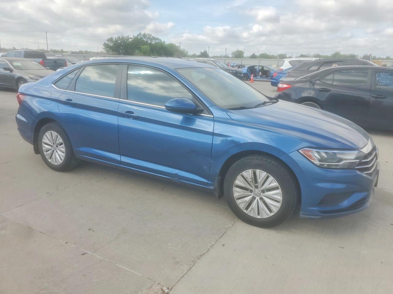 Volkswagen Jetta S