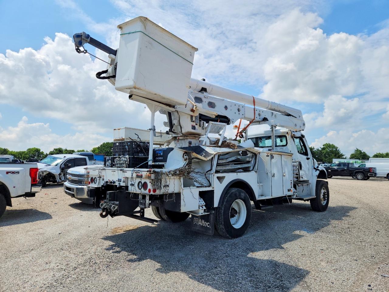 Freightliner M2 106 Medium Duty