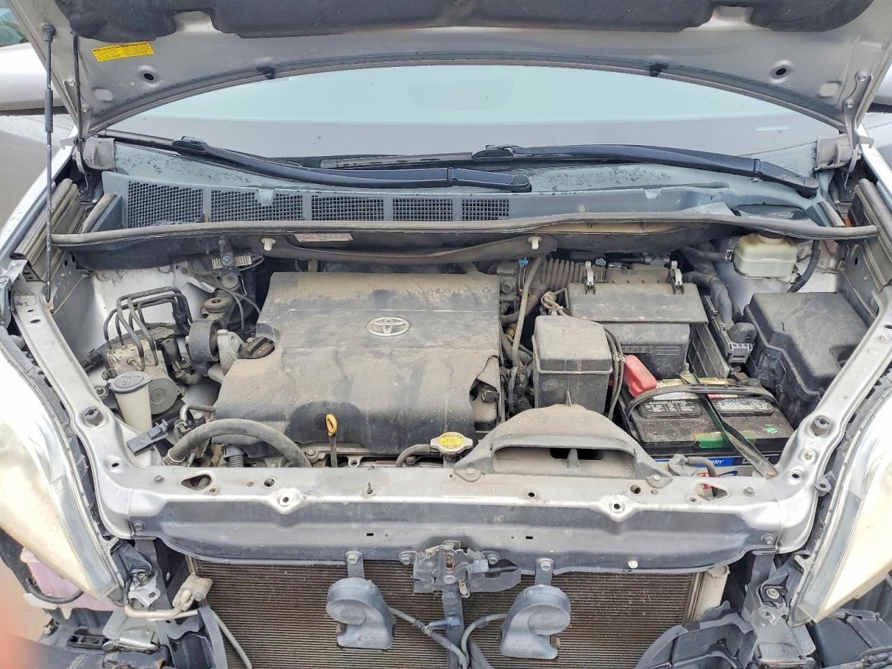Toyota Sienna Le