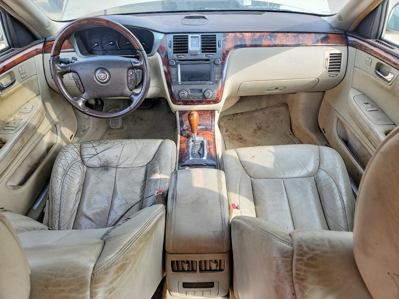Cadillac DTS Premium Collection