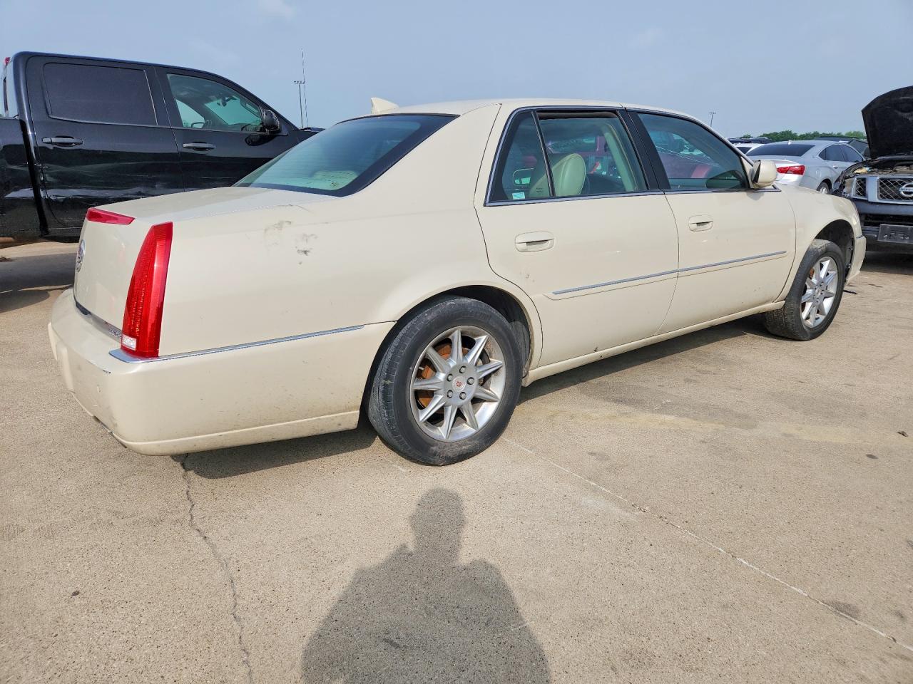 Cadillac DTS Premium Collection