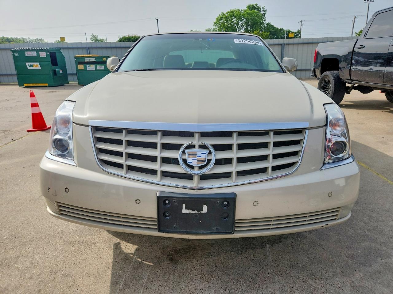 Cadillac DTS Premium Collection