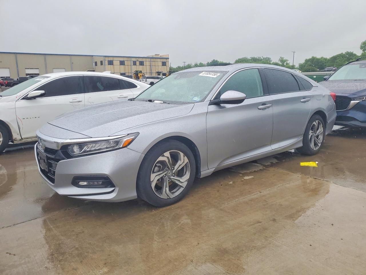 Salvage Honda Accord Image
