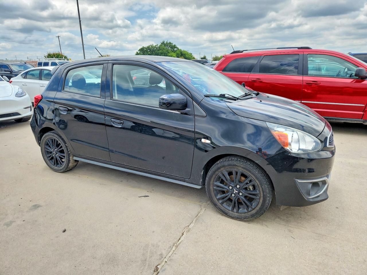 Mitsubishi Mirage Le