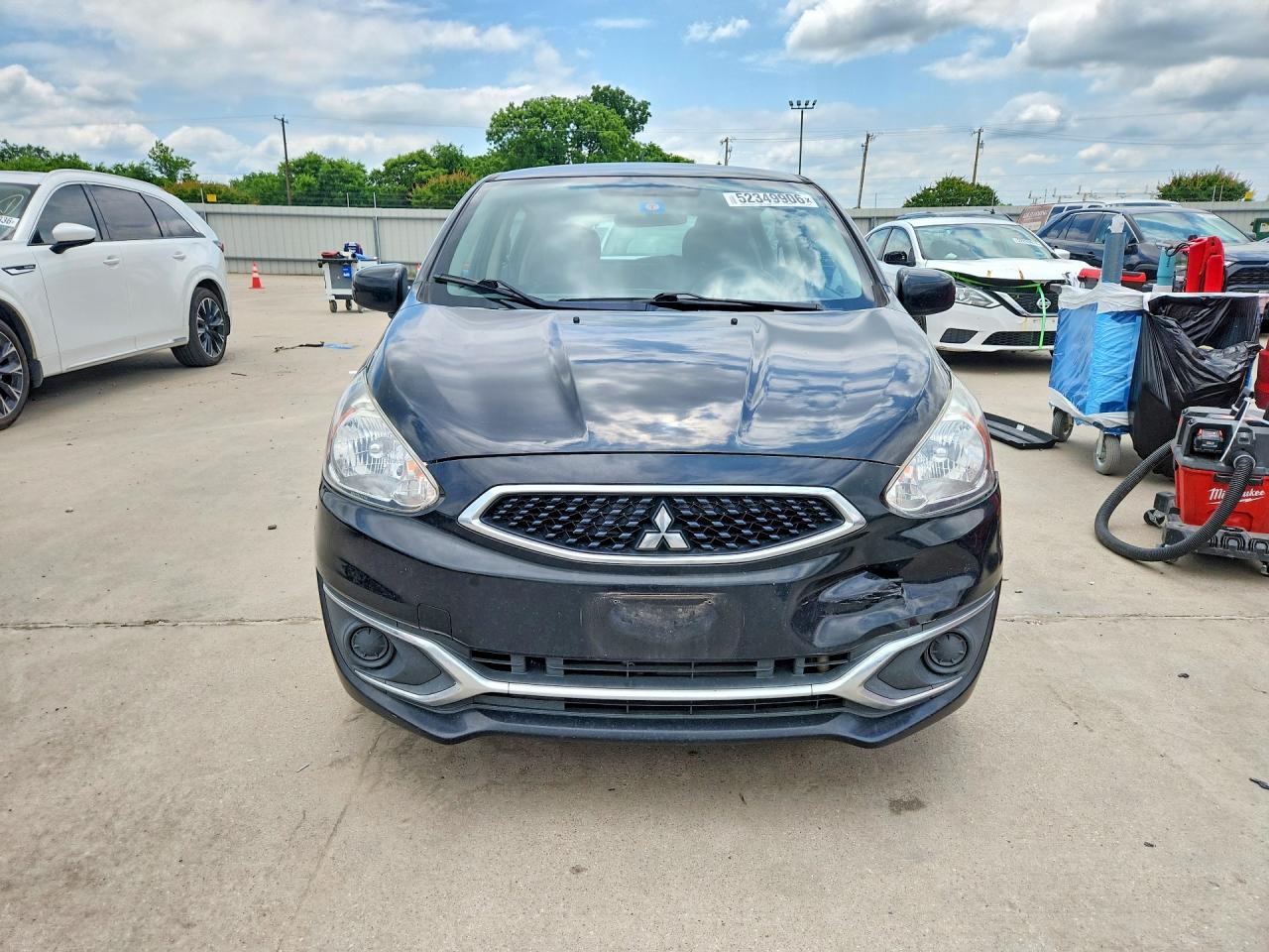 Mitsubishi Mirage Le