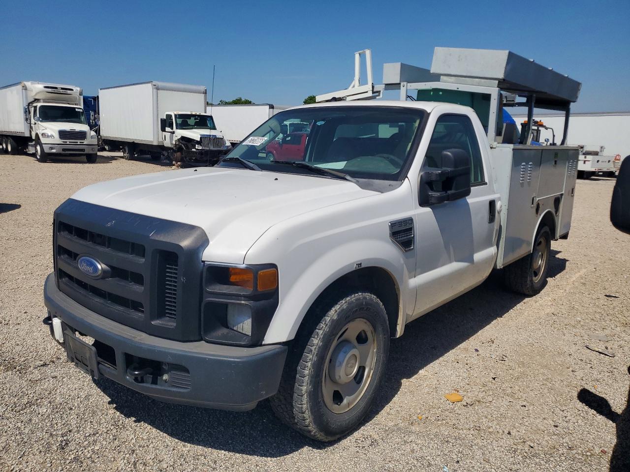 Salvage Ford F-350 Image