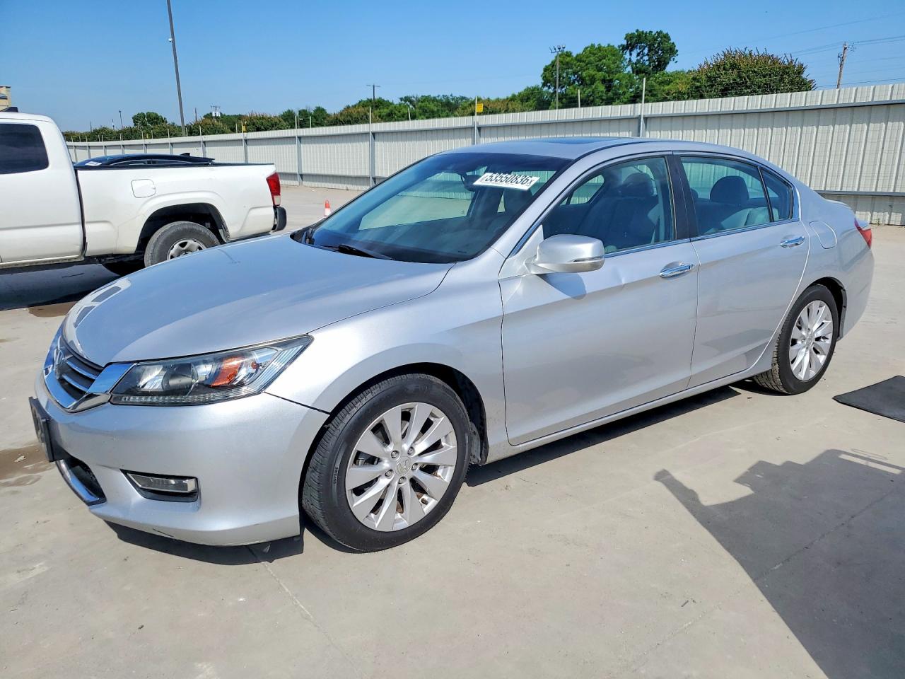 Salvage Honda Accord Image