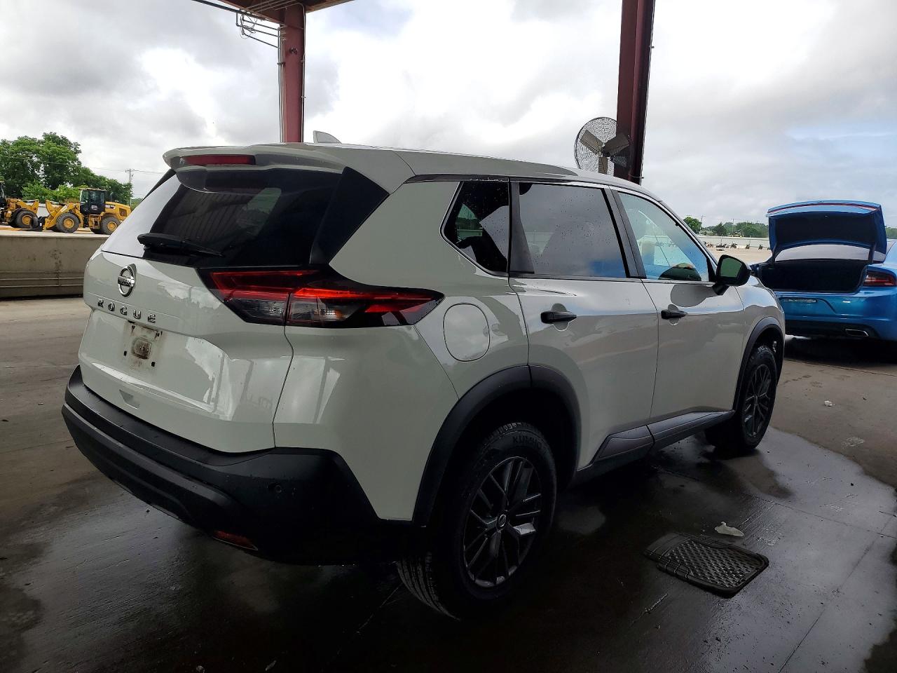 Nissan Rogue S