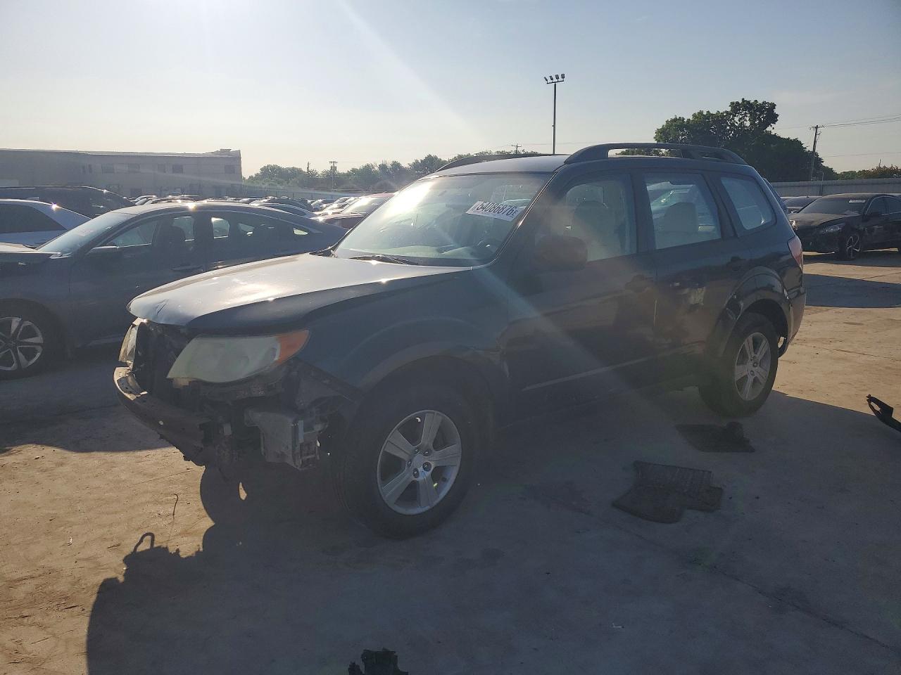 Salvage Subaru Forester Image