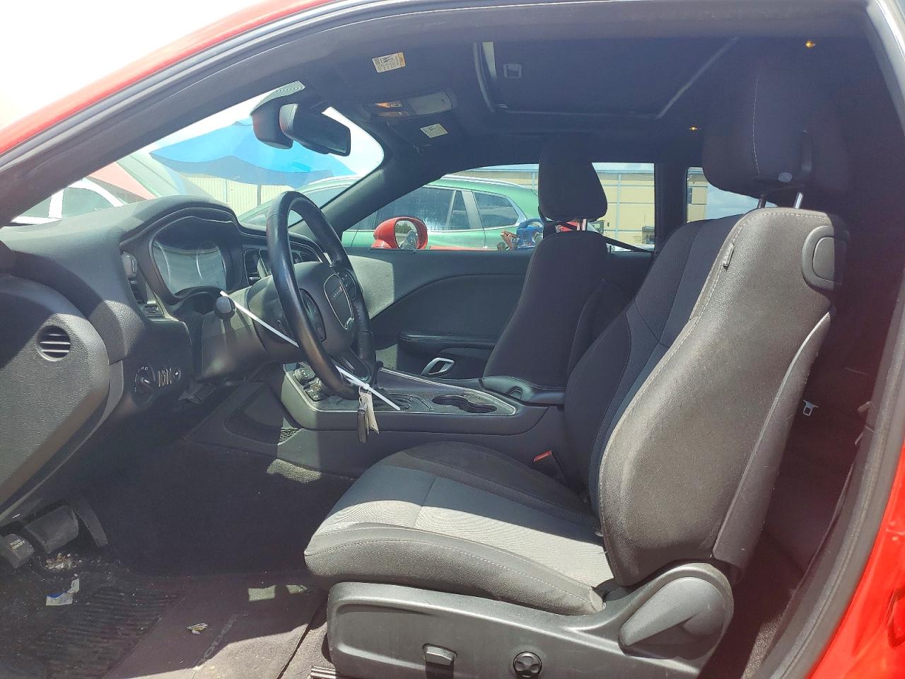 Dodge Challenger Sxt