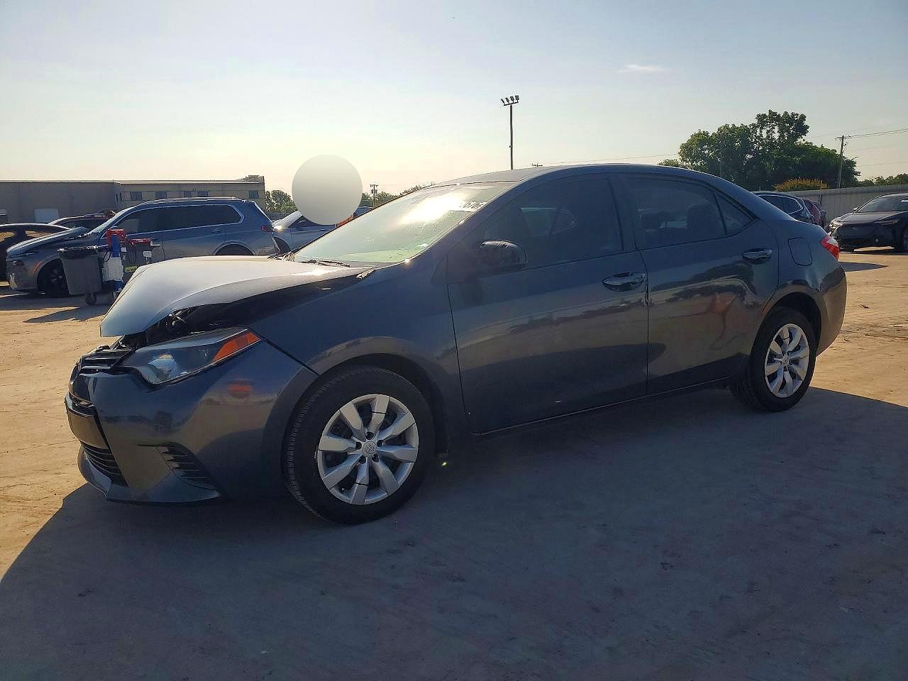 Salvage Toyota Corolla Image