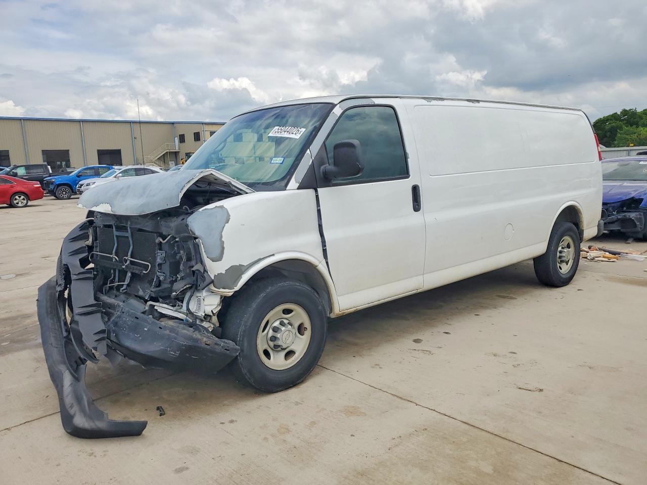 Salvage Chevrolet Express Image