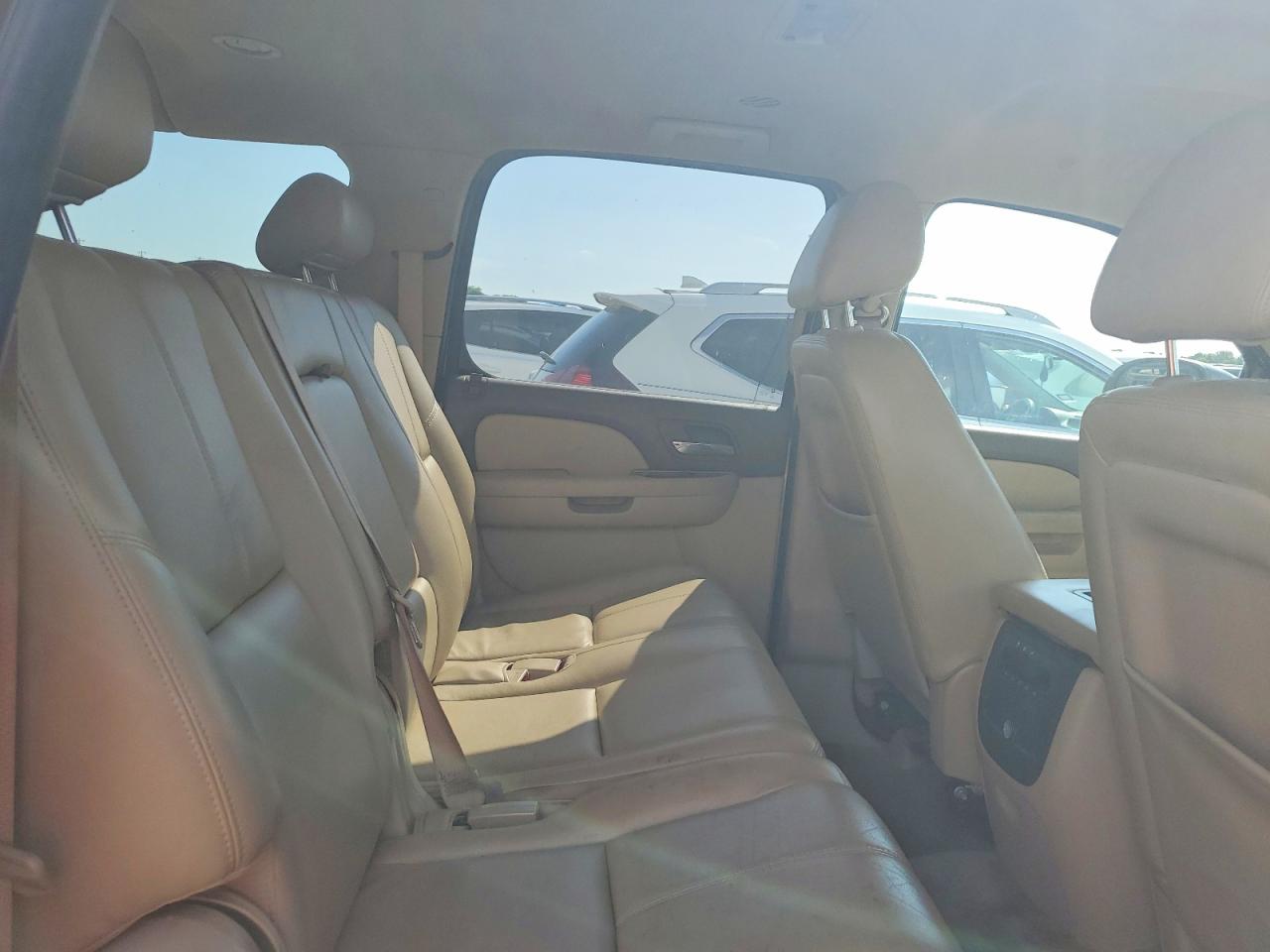 Chevrolet Suburban K1500 Lt