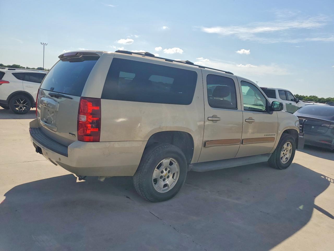 Chevrolet Suburban K1500 Lt