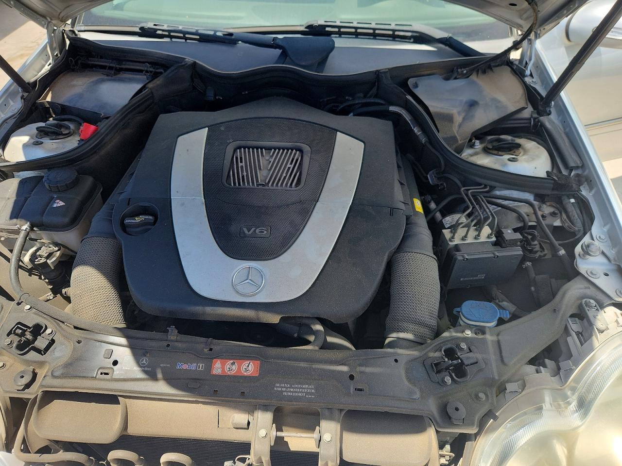 Mercedes-Benz C-Class 230