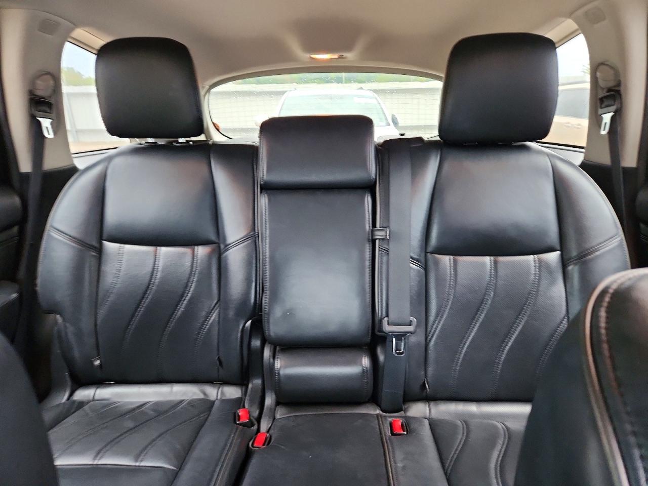 INFINITI Qx Base