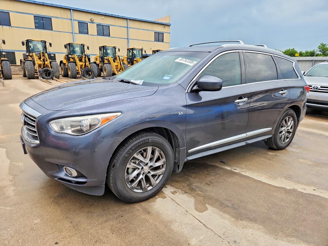 Salvage INFINITI Qx Image