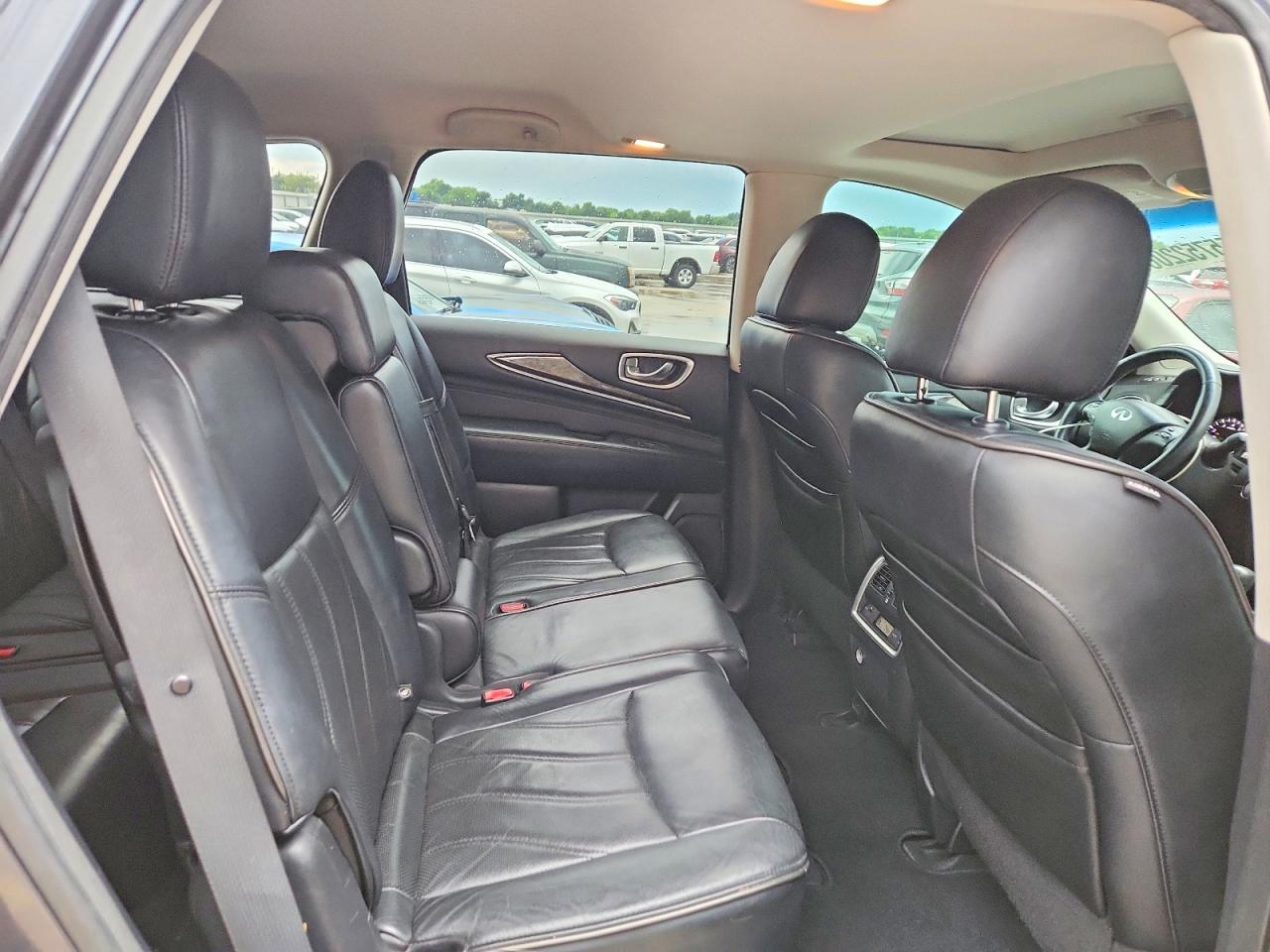 INFINITI Qx Base