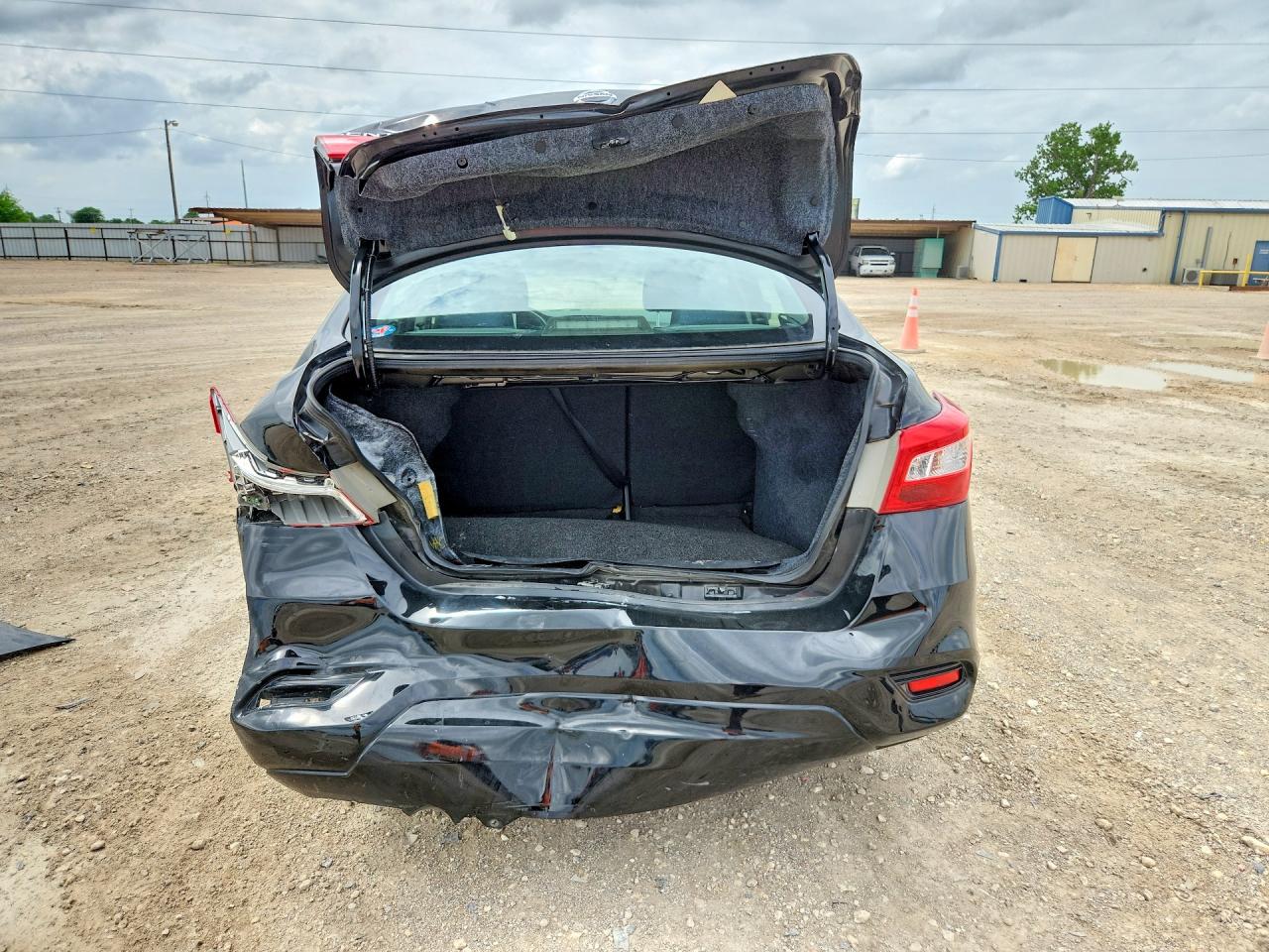 Nissan Sentra S