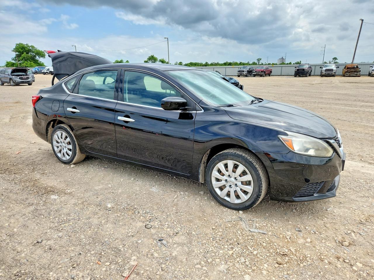 Nissan Sentra S