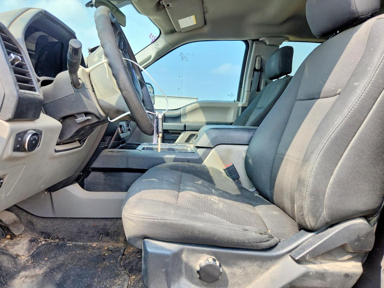 Ford F-150 Super Cab