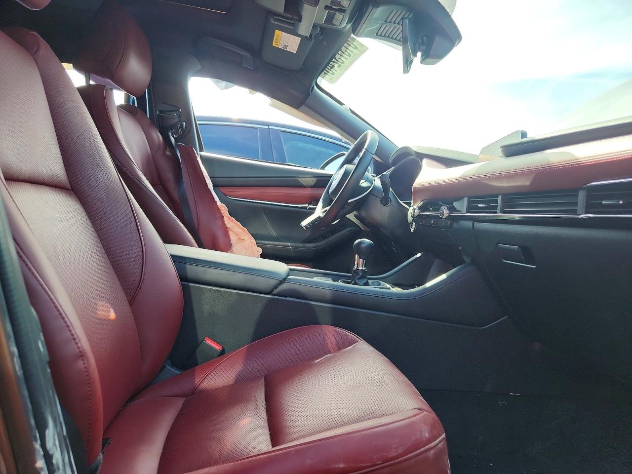 Mazda 3 Premium