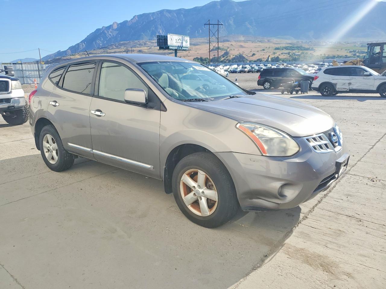 Nissan Rogue S