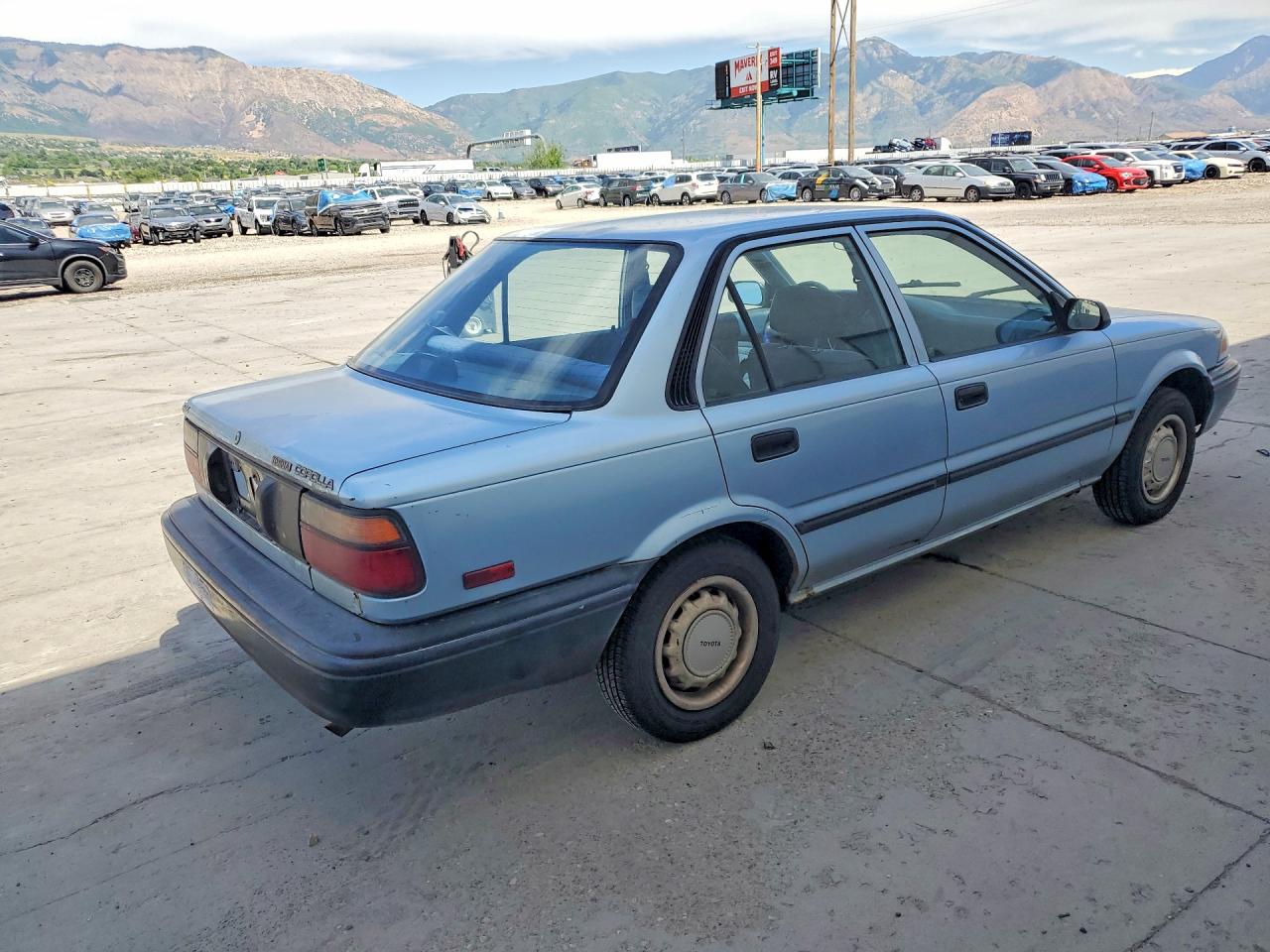 Toyota Corolla Dlx