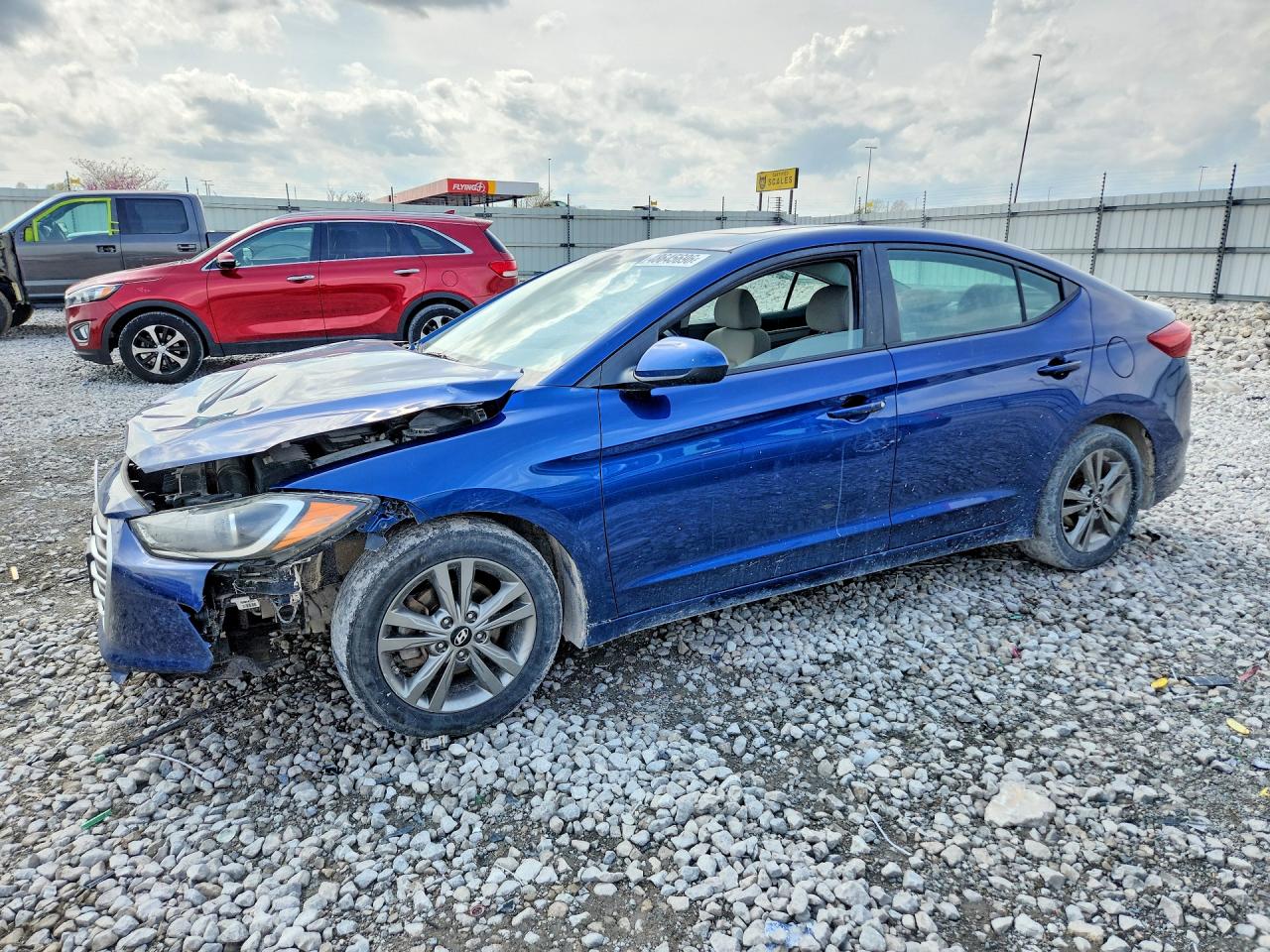 Salvage Hyundai ELANTRA Image