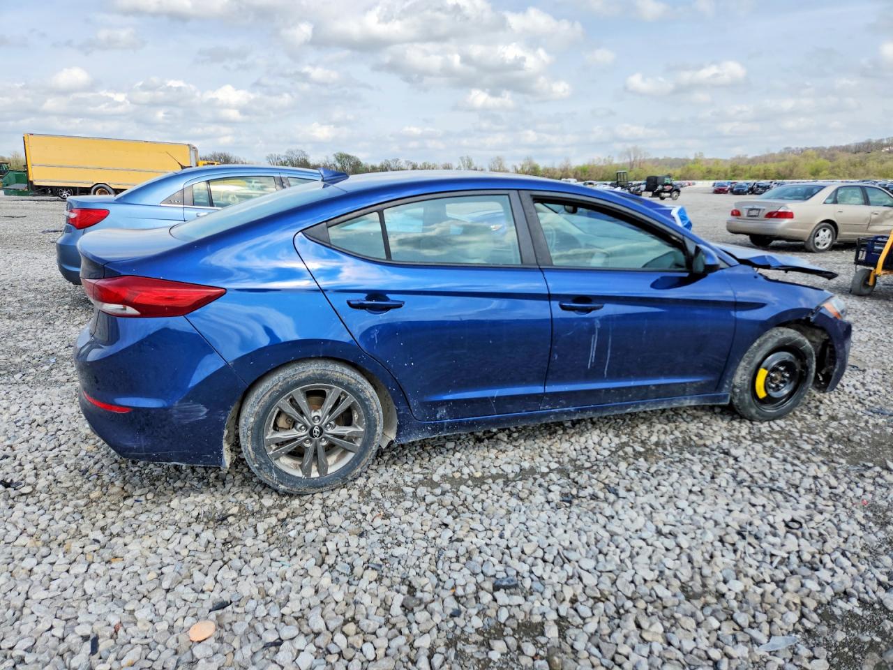 Hyundai ELANTRA Value Edition