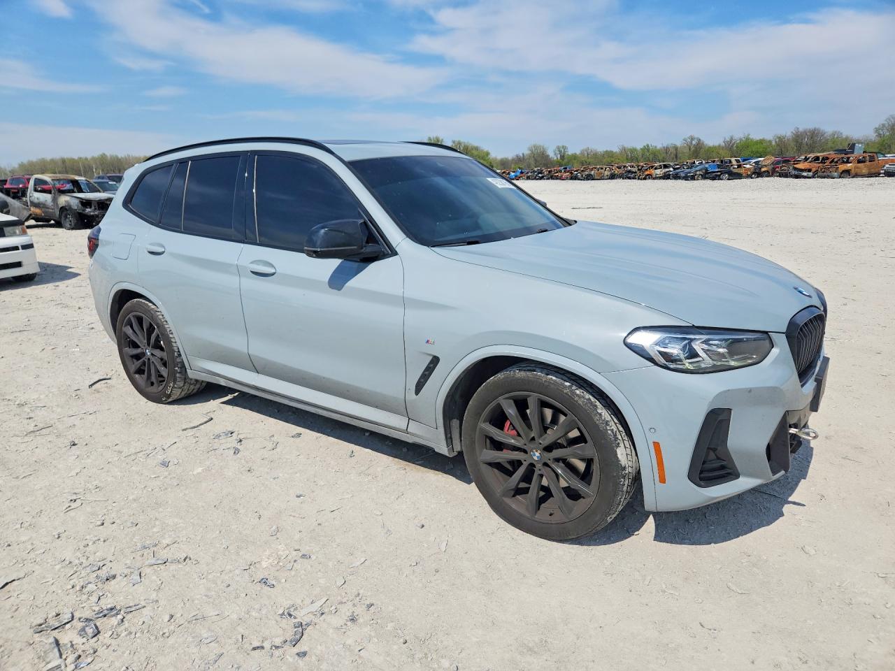 BMW X Series M40i