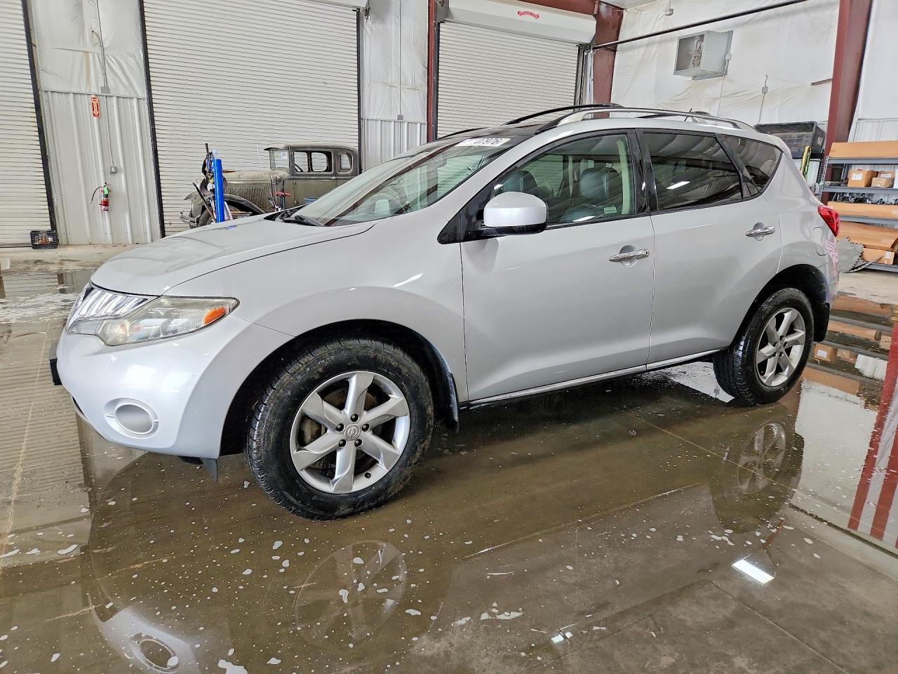 Salvage Nissan Murano Image