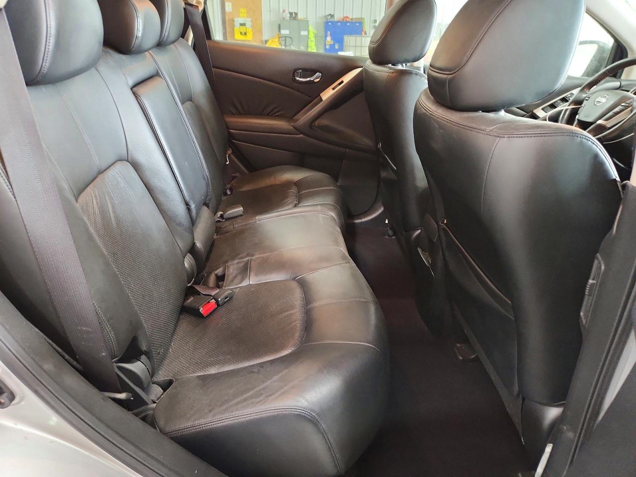 Nissan Murano S
