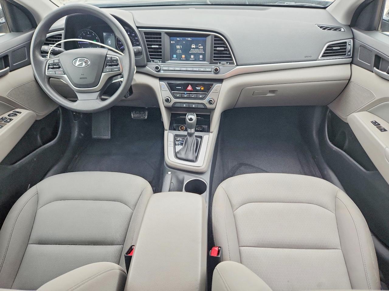 Hyundai ELANTRA Sel