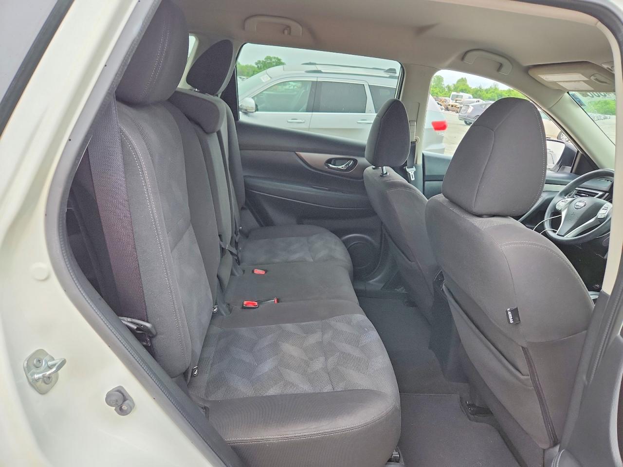 Nissan Rogue Sv